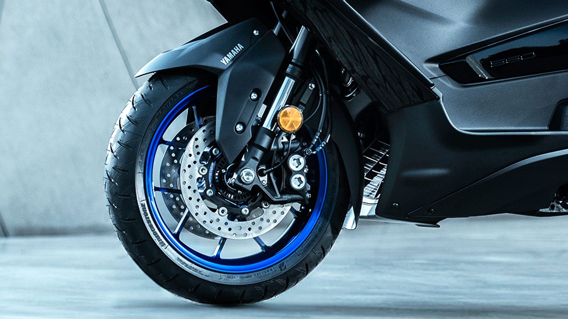 Yamaha XP500 TMAX 2025 Detalles (1B)