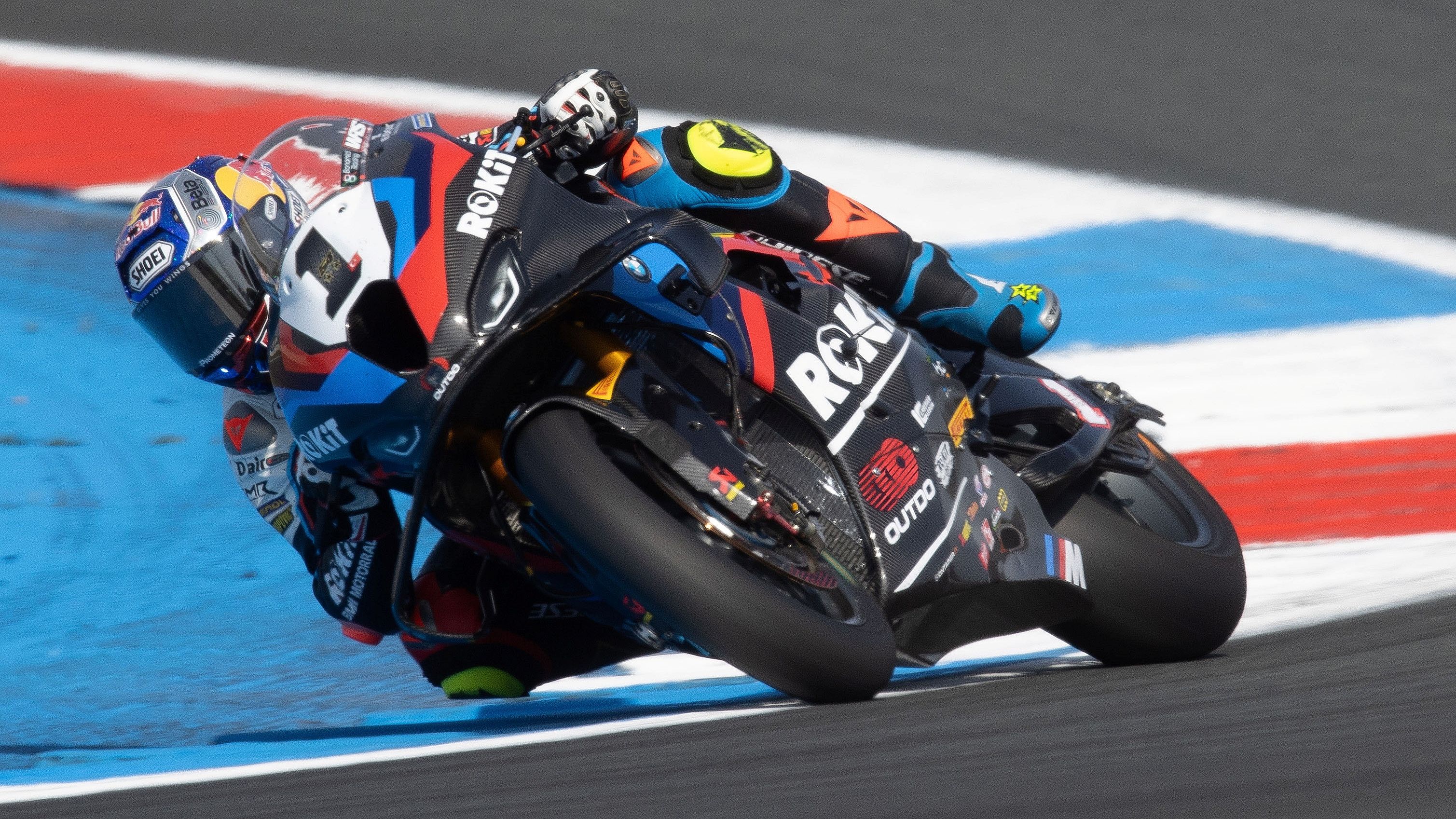 Toprak Razgatlioglu ha ganado la carrera Superpole en Assen