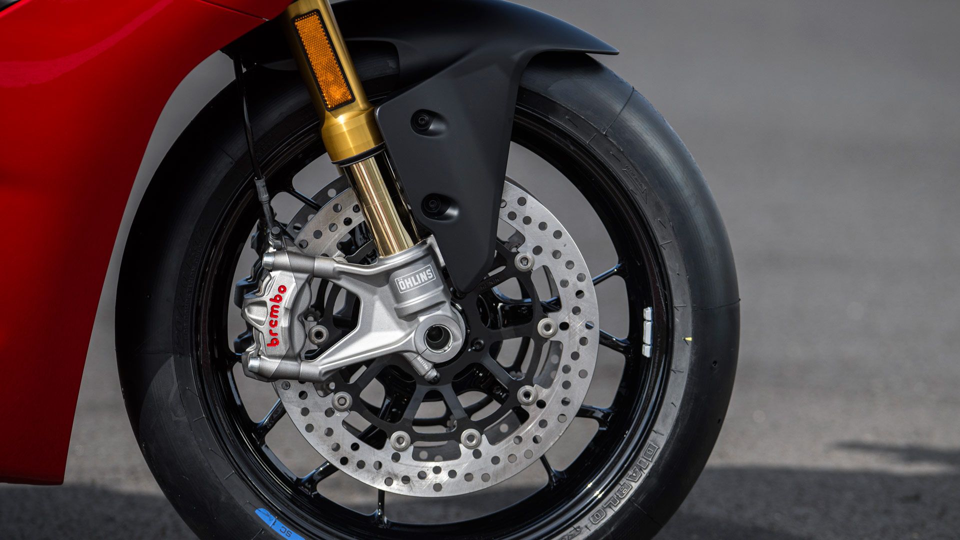 Ducati Panigale V2 S 2025 Detalles (11)