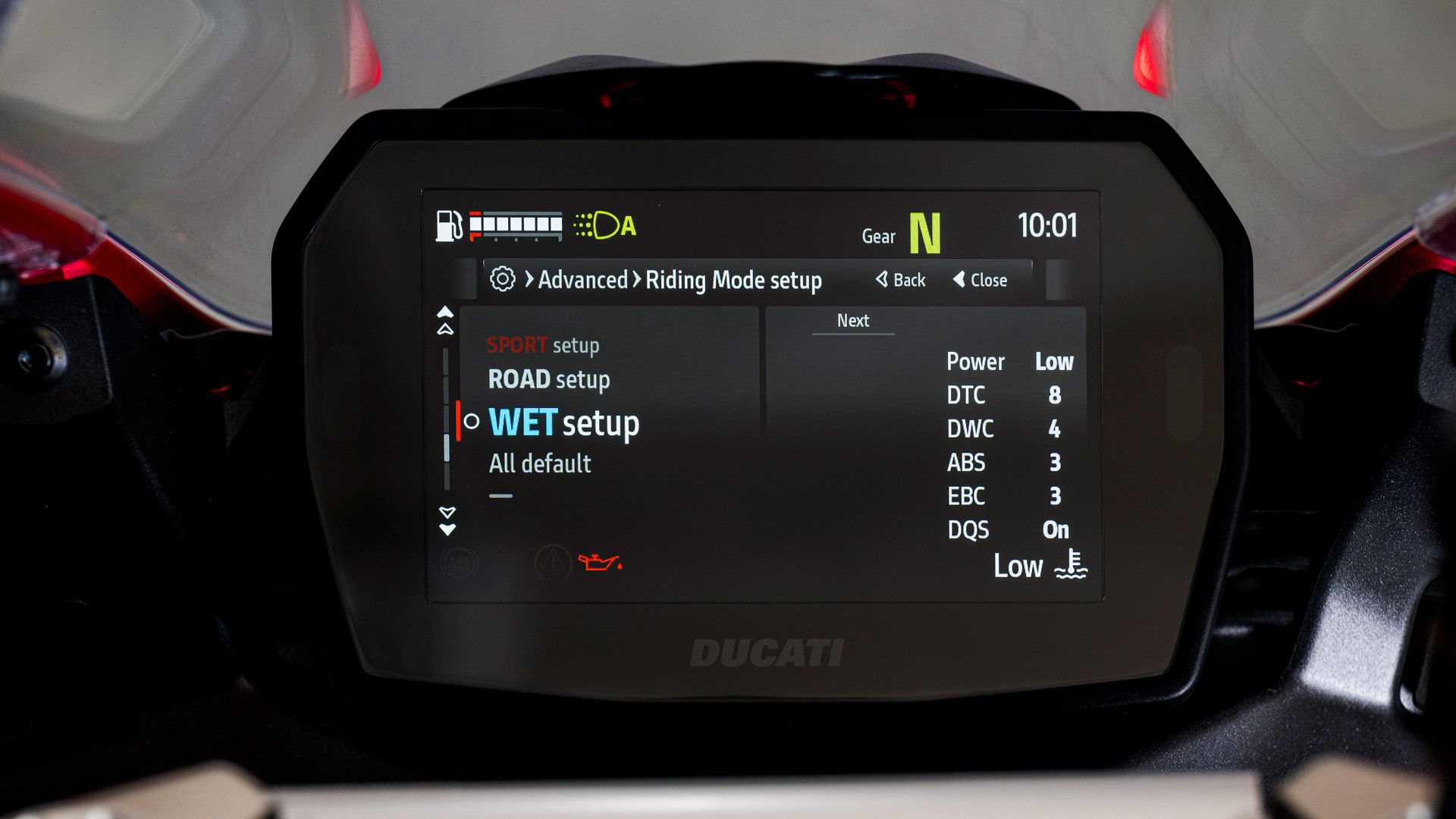 Ducati Panigale V2 S 2025 Detalles (23)