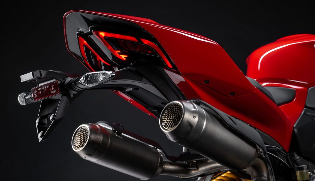 ducati-panigale-v2-s-2025-detalles-3_7_1200x690.jpeg