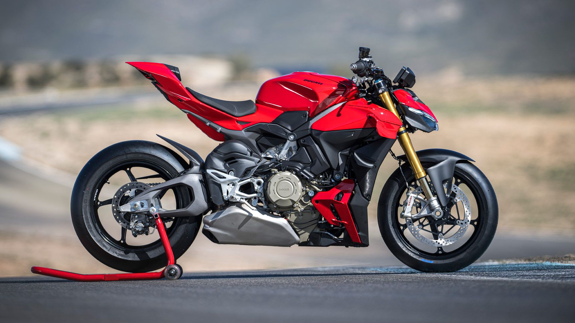 Ducati Streetfighter V4S 2025 Estatica (1)