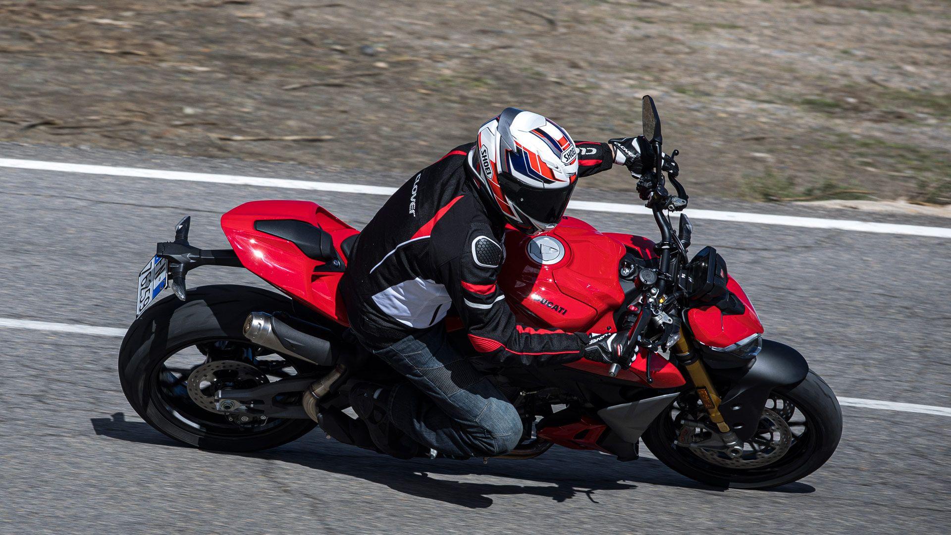Ducati Streetfighter V2S 2025 Accion (31)