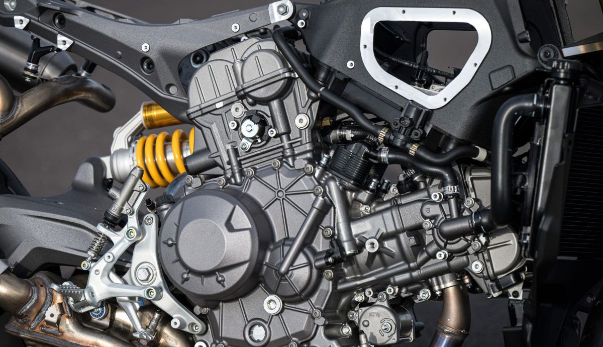 ducati-streetfighter-v2s-2025-detalles-22_7_1200x690.jpeg