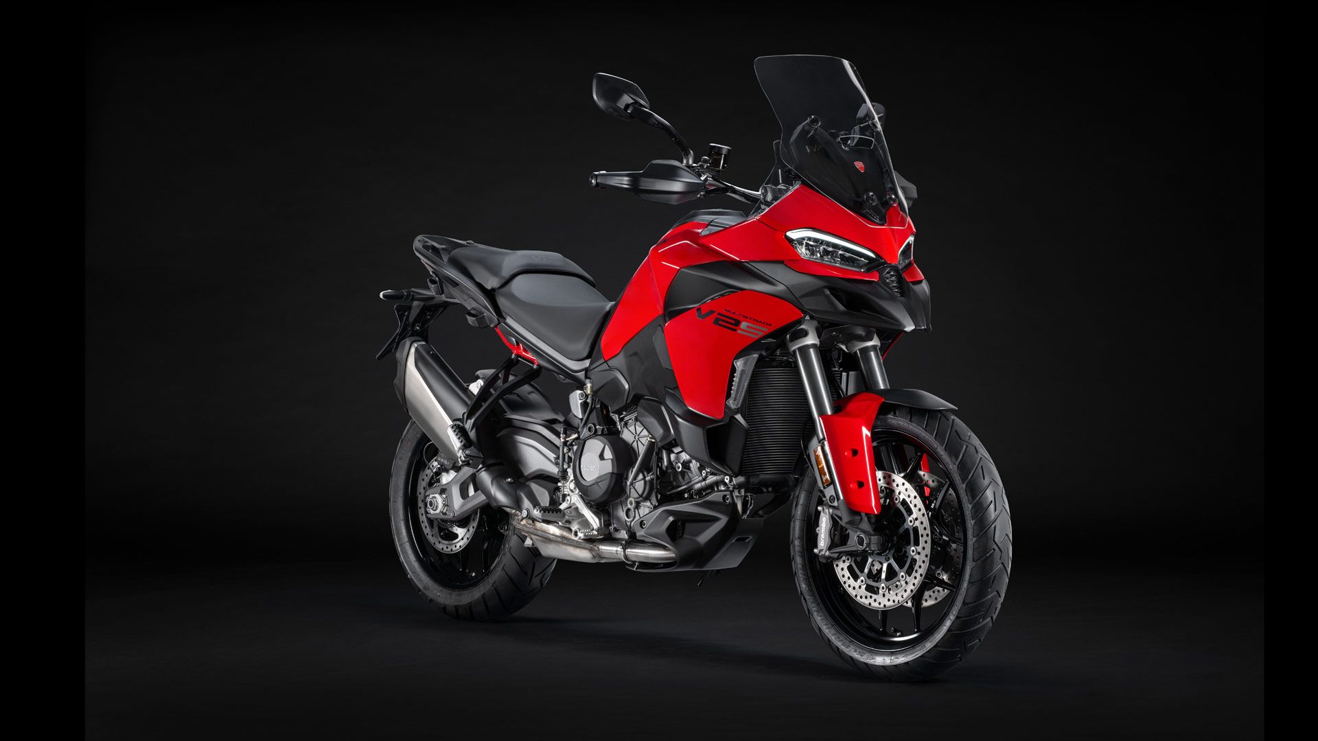 01   MY25 MULTISTRADA V2 STUDIO  4  UC732385 High