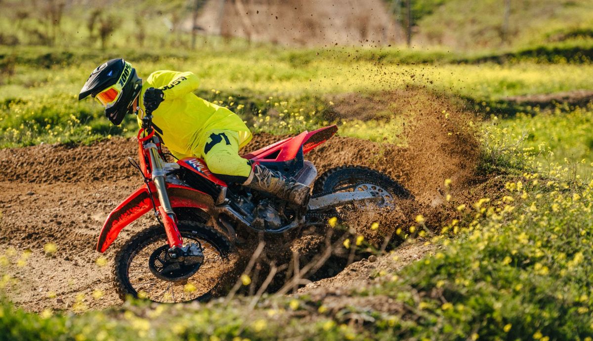 Comparativa MX 250 Honda vs Triumph (2) Comparativa MX 250 Honda vs Triumph (2)