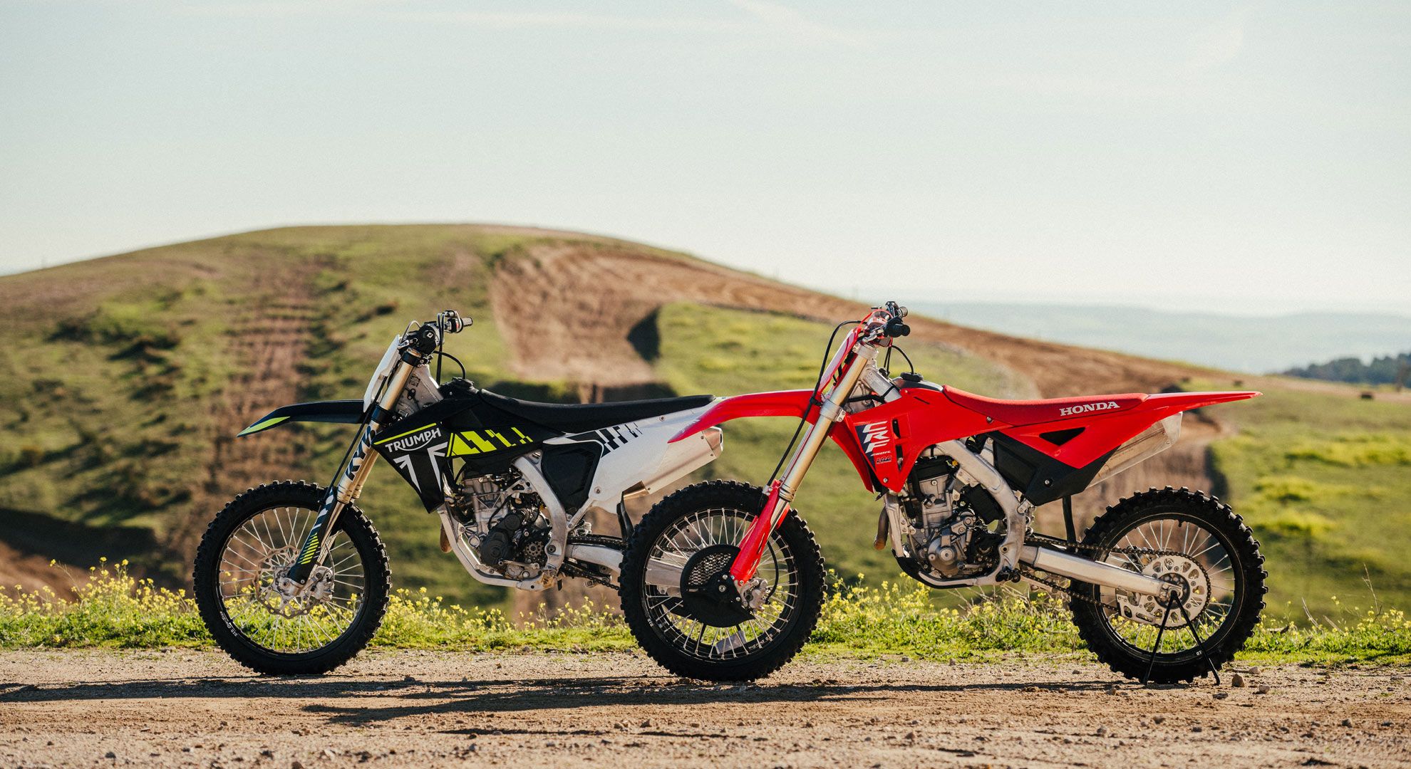 Honda CRF250R vs Triumph TF 250X
