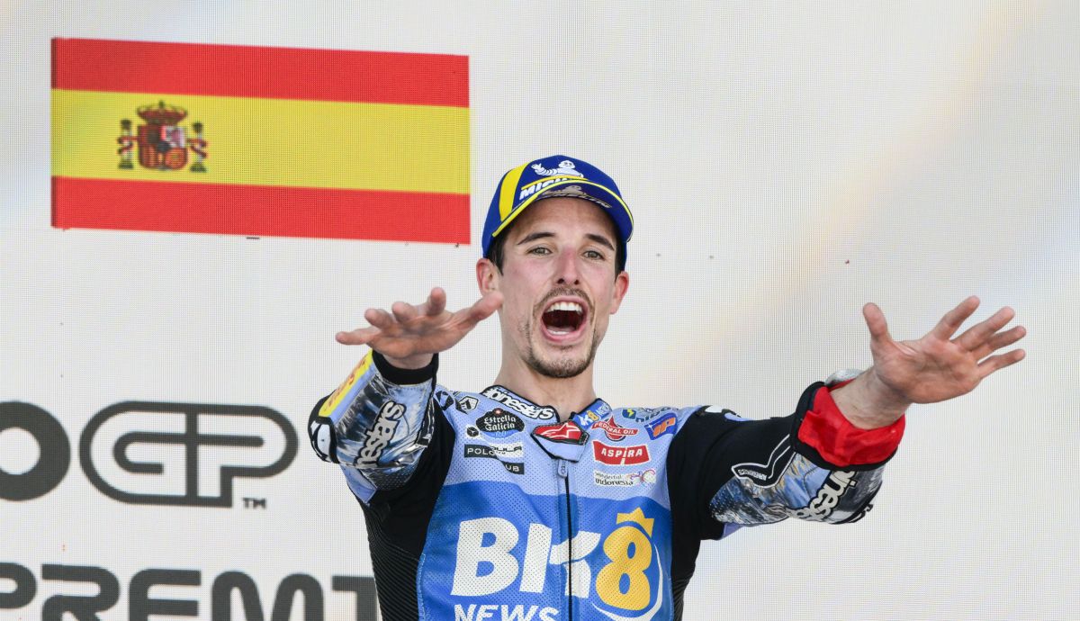 Álex Márquez celebra su primera victoria en MotoGP en Jerez. Álex Márquez celebra su primera victoria en MotoGP en Jerez.
