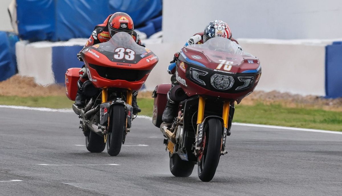 Loris Baz logró su primer triunfo en Baggers ante Kyle Wyman