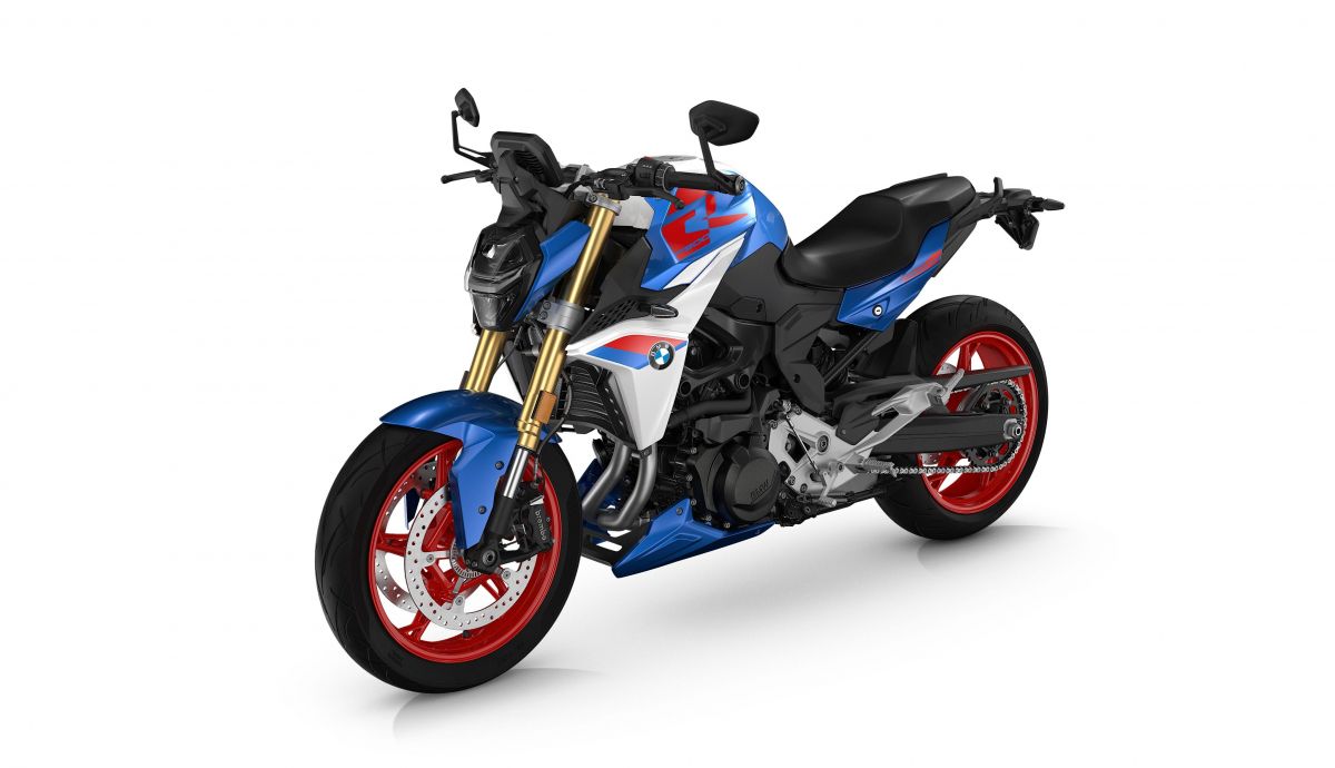 BMW F900R estatica (1) BMW F900R estatica (1)