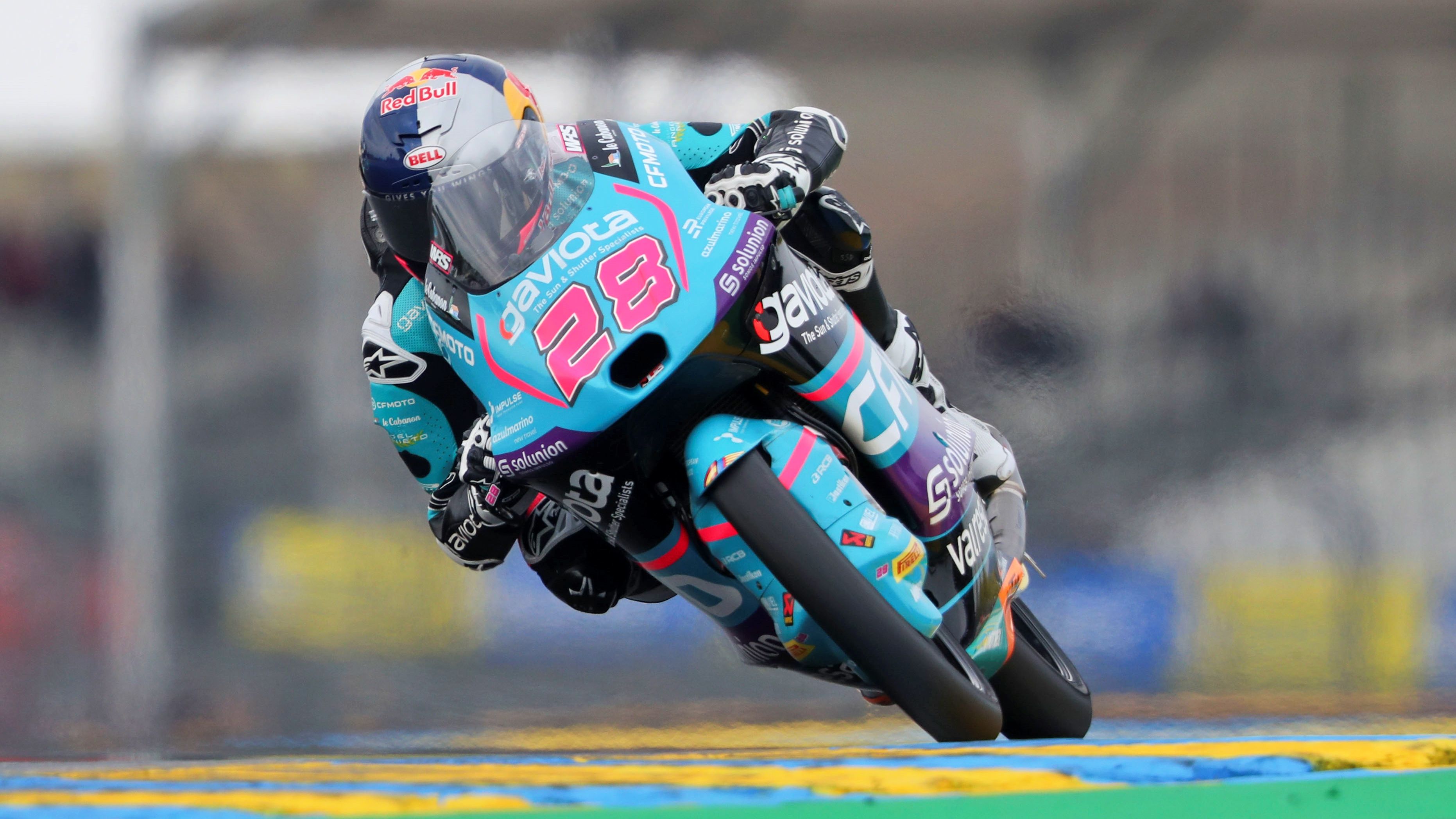 Máximo Quiles ha hecho historia con su primera pole en Moto3