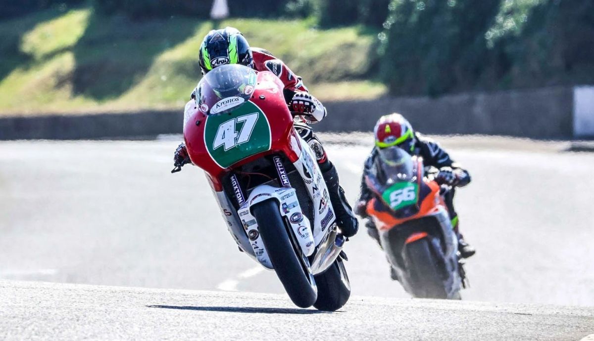 Richardo Cooper se imponía a Adam McLean en Supertwin