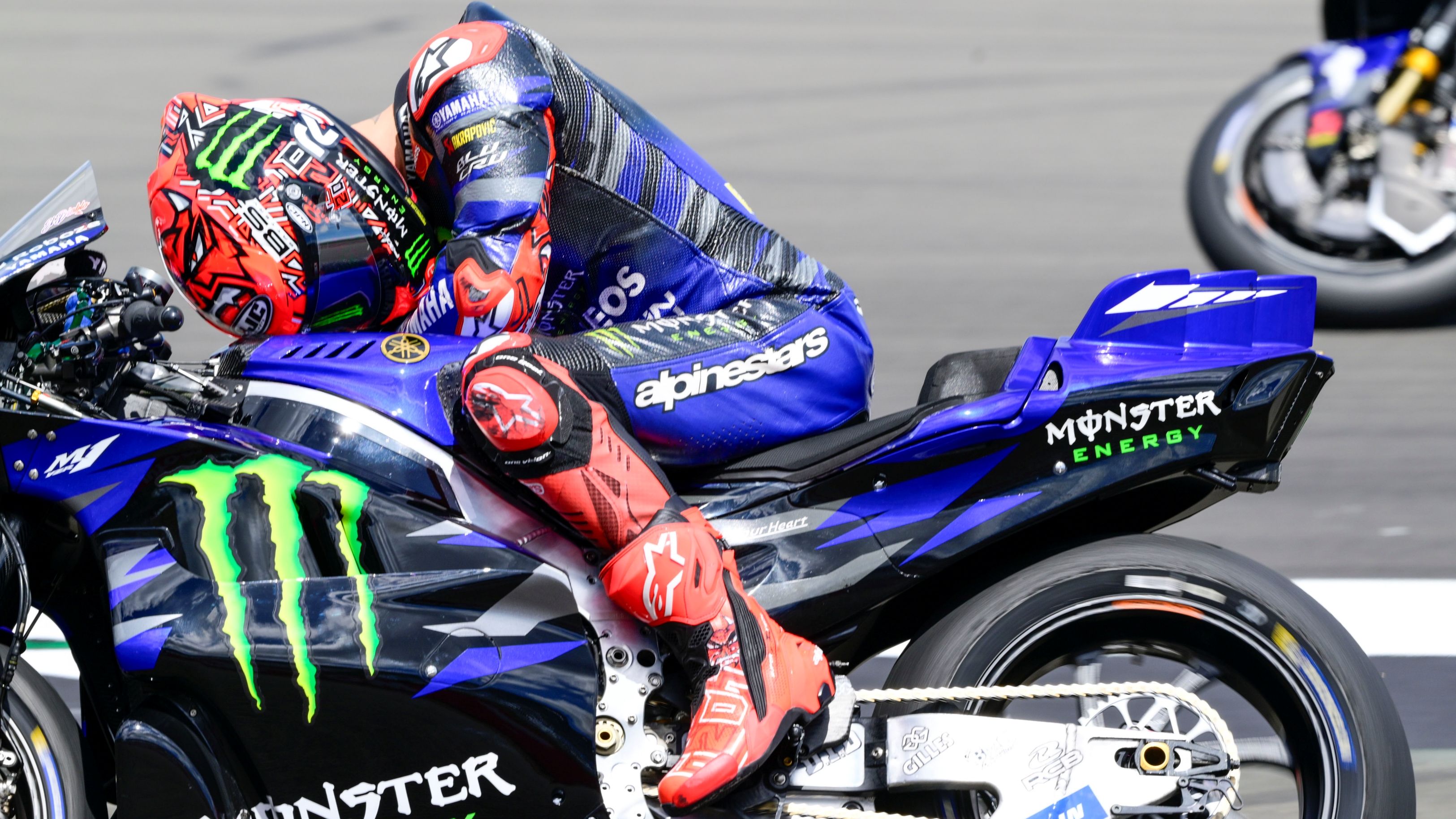 Fabio Quartararo se lamenta tras quedarse fuera del Gran Premio de Reino Unido