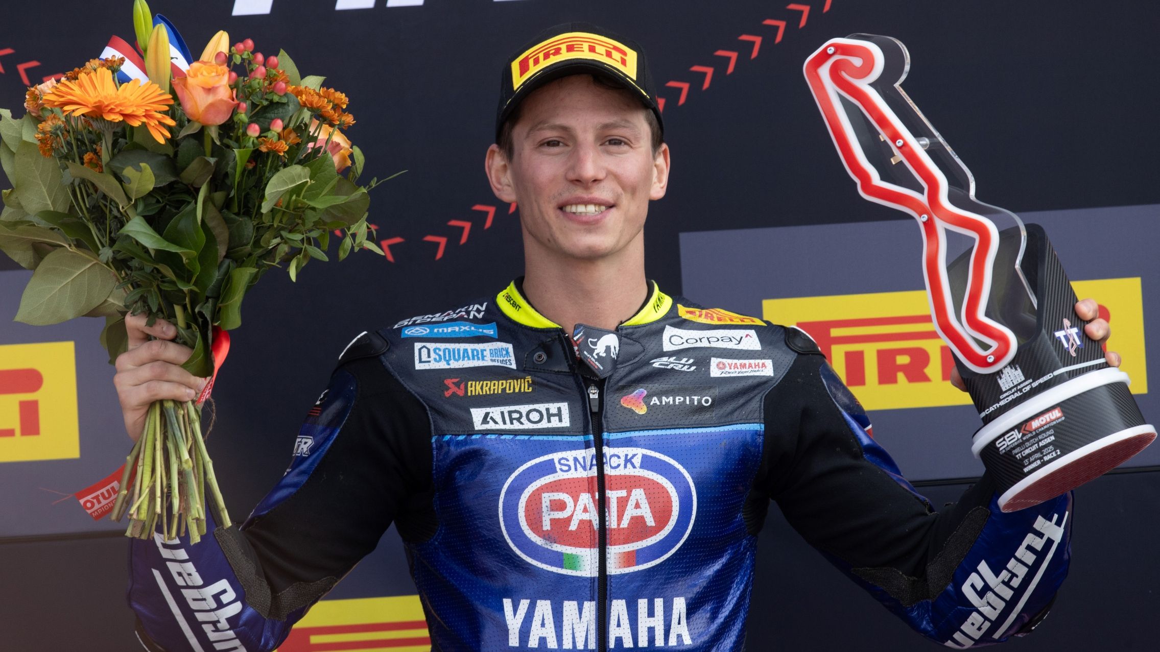 Andrea Locatelli seguirá con Yamaha hasta WSBK 2027
