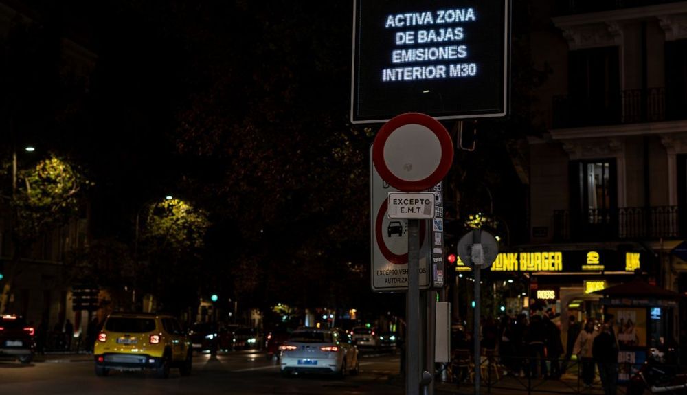 Restricciones para más coches en Zonas de Bajas Emisiones, el Gobierno ampliará las prohibiciones