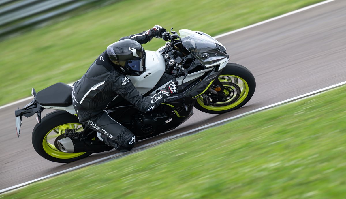 Benelli Tornado 550 accion (12)