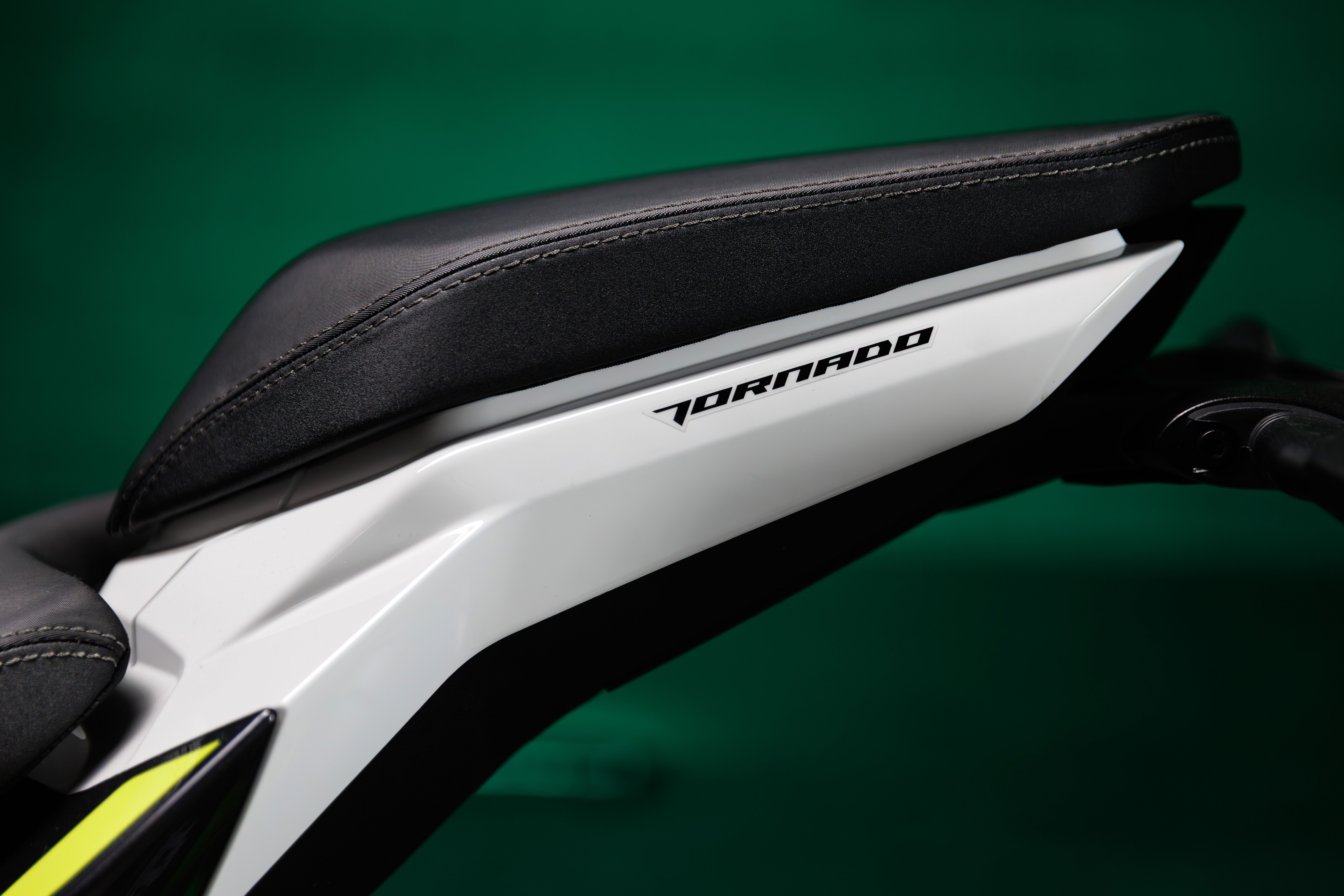 Benelli Tornado 550 detalles (1)