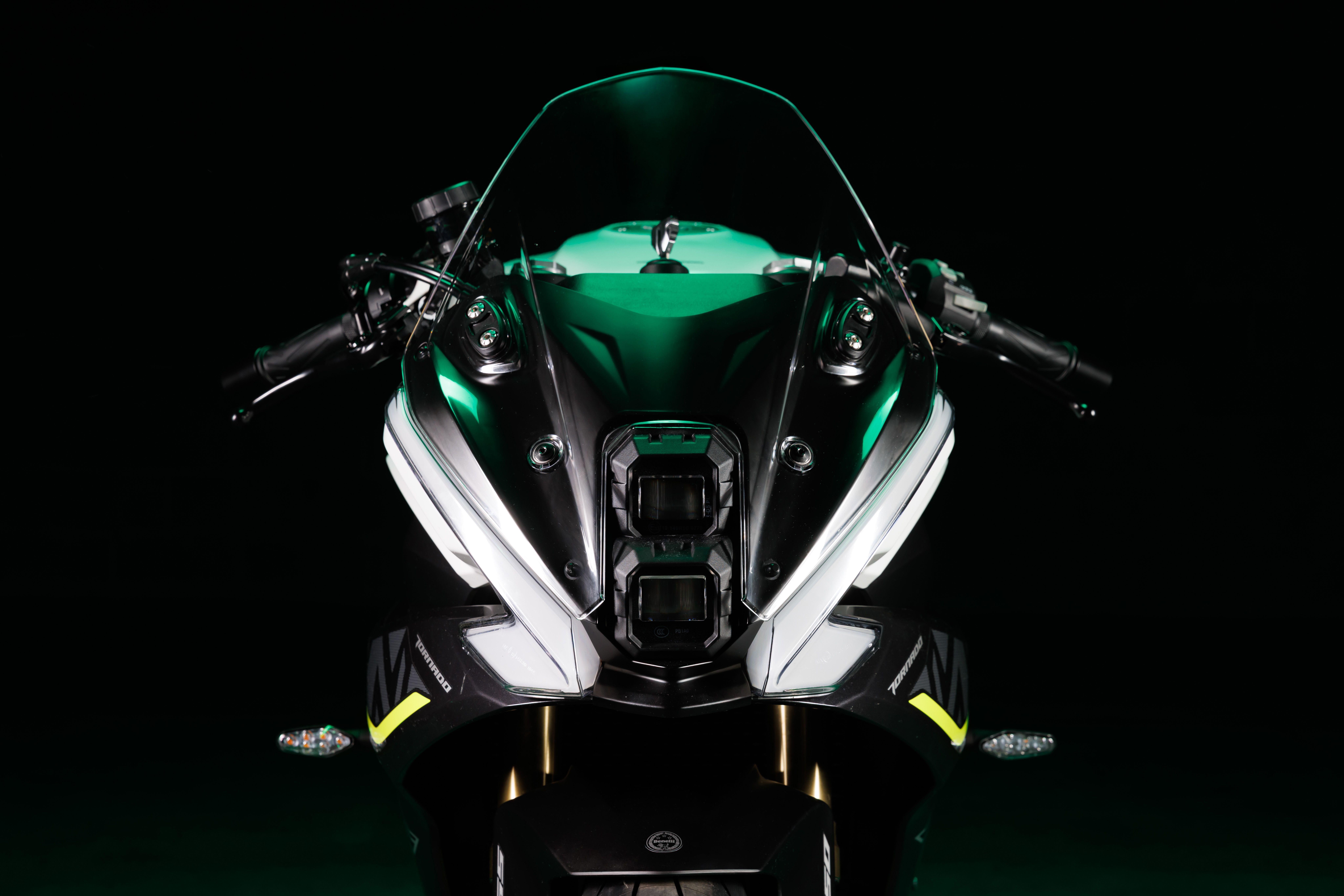 Benelli Tornado 550 detalles (2)