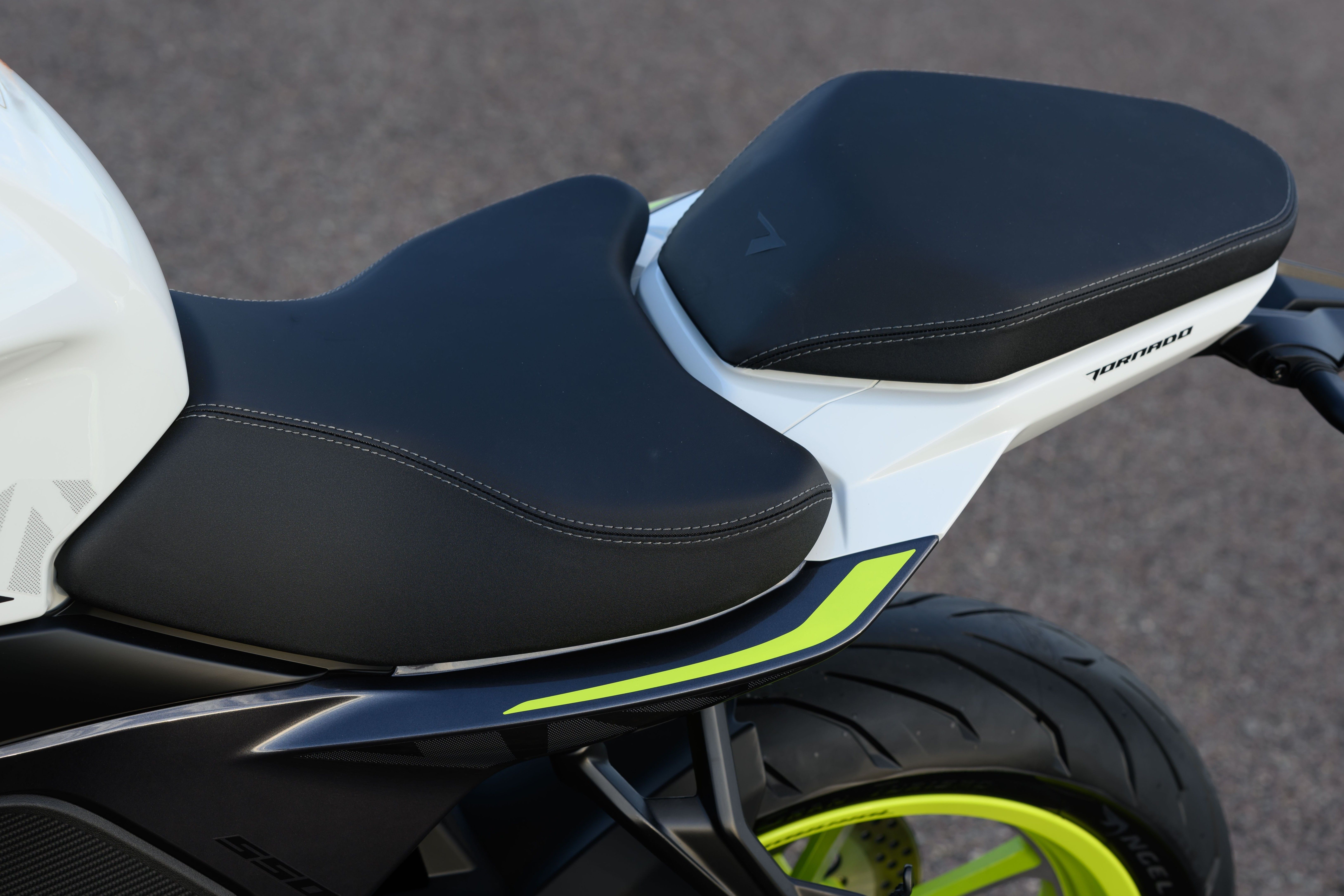 Benelli Tornado 550 detalles (9)