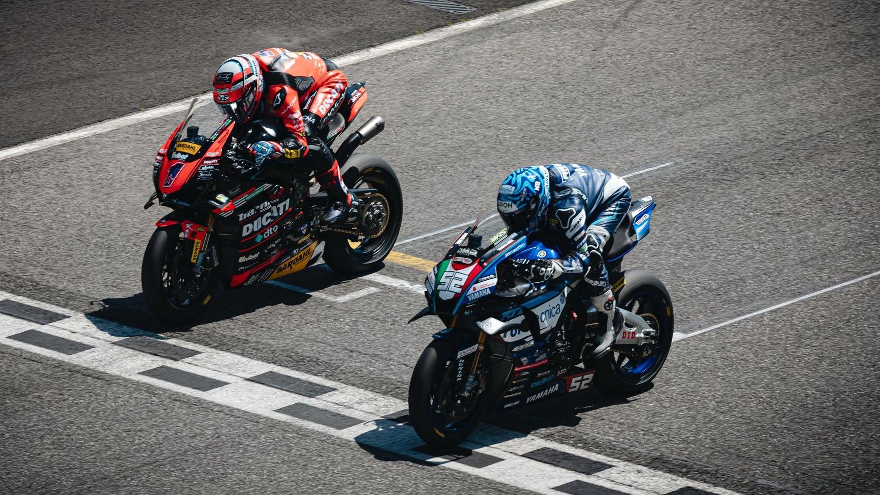 Alessandro Delbianco batía a Michele Pirro por tres milésimas en la primera carrera del CIV Superbike en Mugello