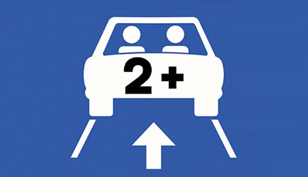 Prohibido circular solo en el coche, la nueva señal que obligará a viajar con más ocupantes