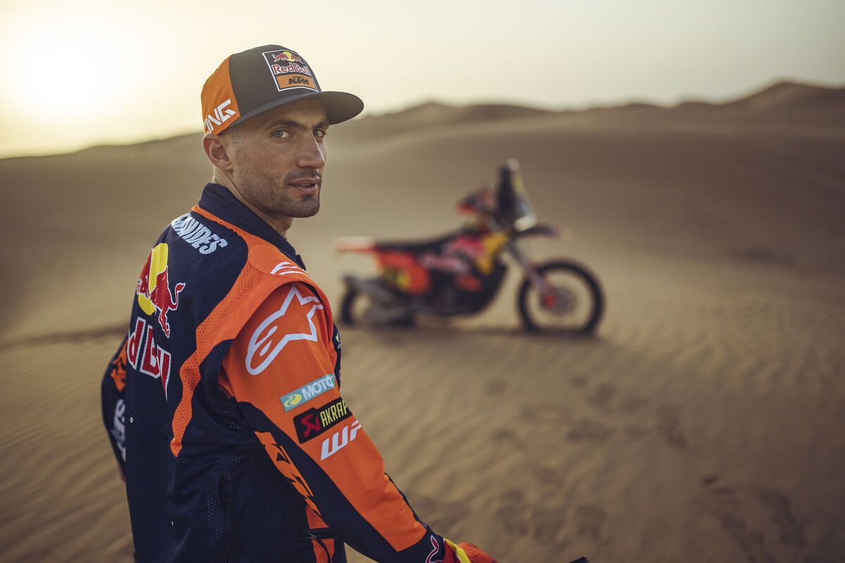 Kevin Benavides se despide de la competición en moto. Adiós del doble ganador del Dakar.