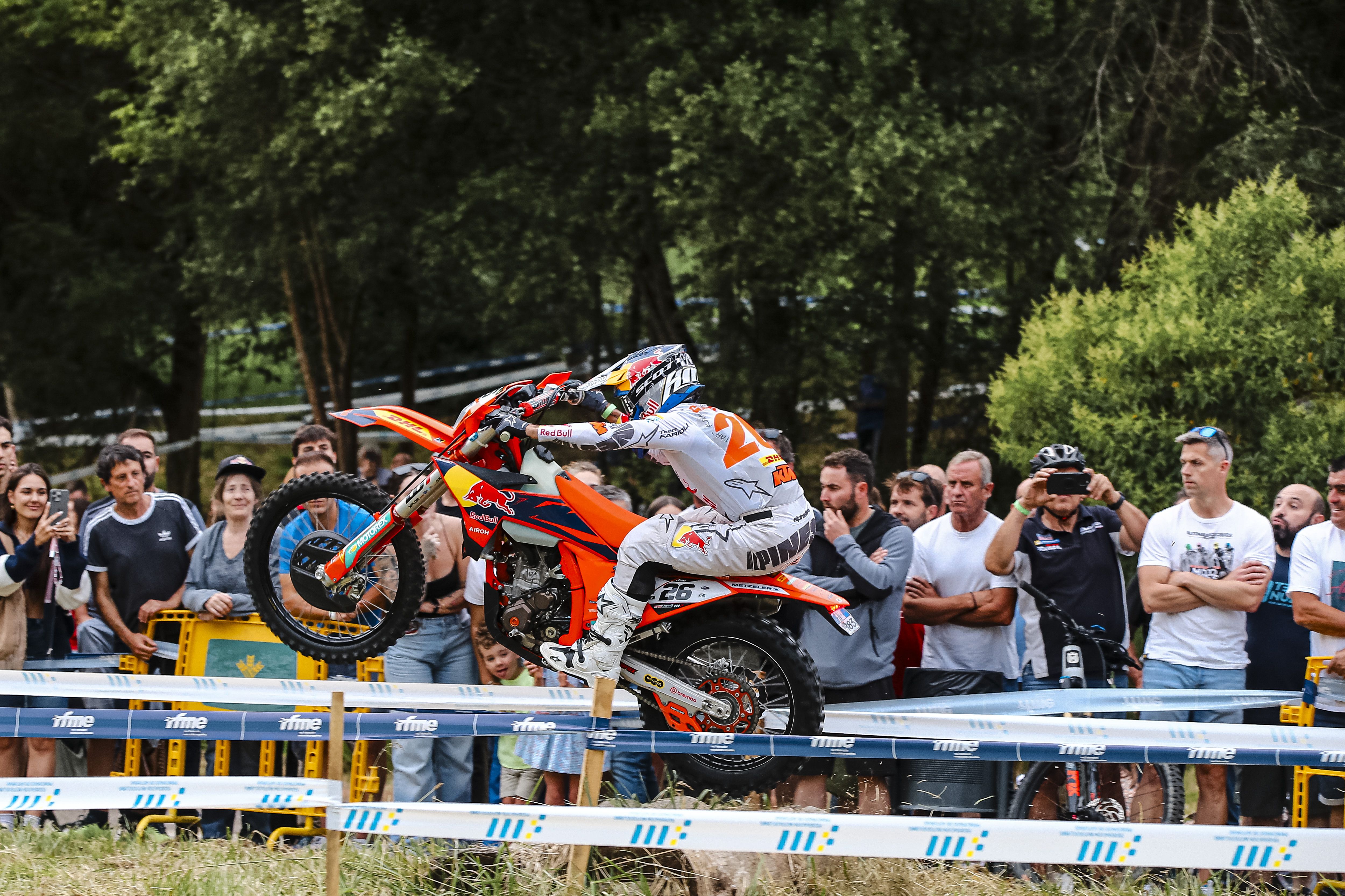 Campeonato de España de Enduro 2025, Infiesto. Josep García (/KTM) vencedor por delante de Magain.