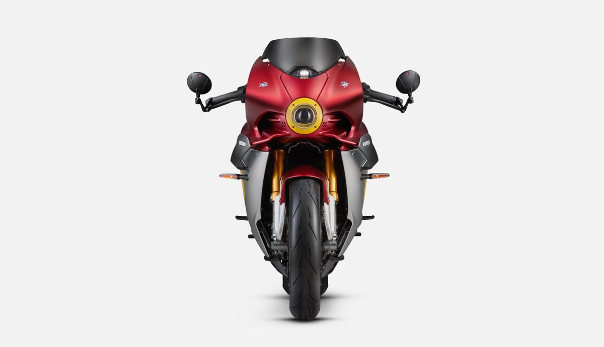 MV Agusta Superveloce 1000 Ago 2025 Estudio (3)
