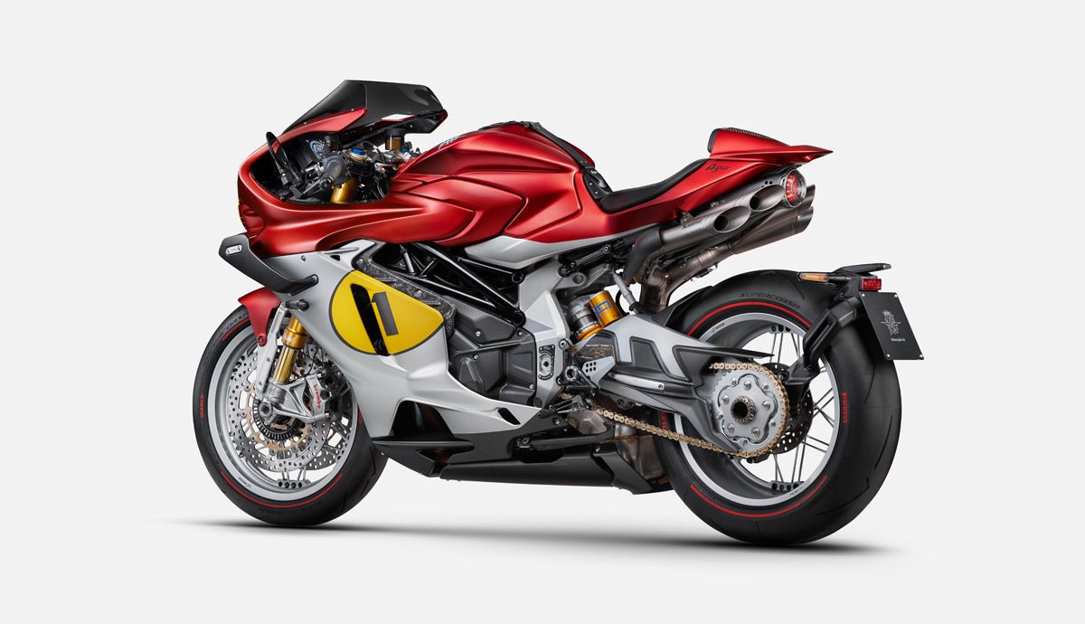 MV Agusta Superveloce 1000 Ago 2025 Estudio (6)