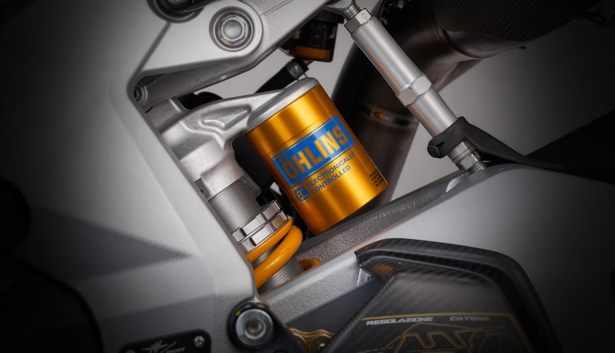 MV Agusta Superveloce 1000 Ago 2025 Detalles (2)