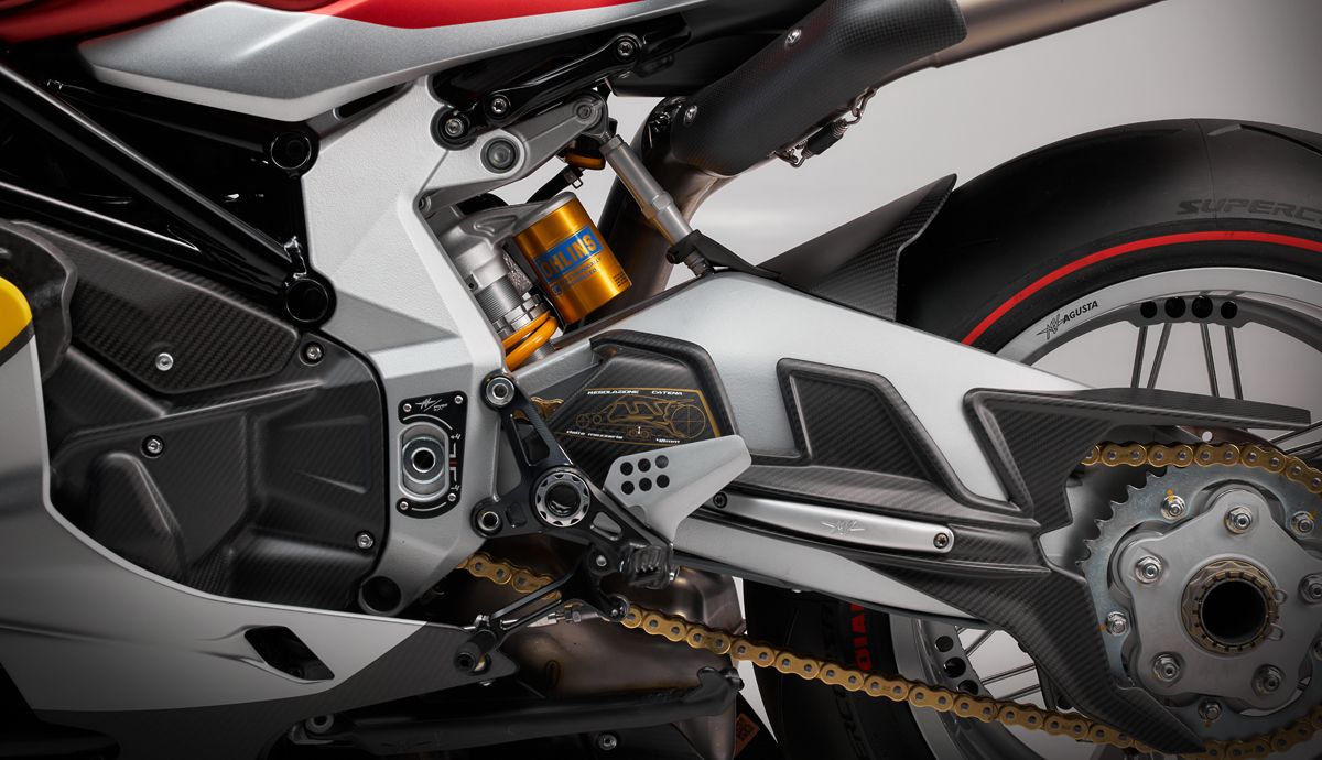 MV Agusta Superveloce 1000 Ago 2025 Detalles (4)