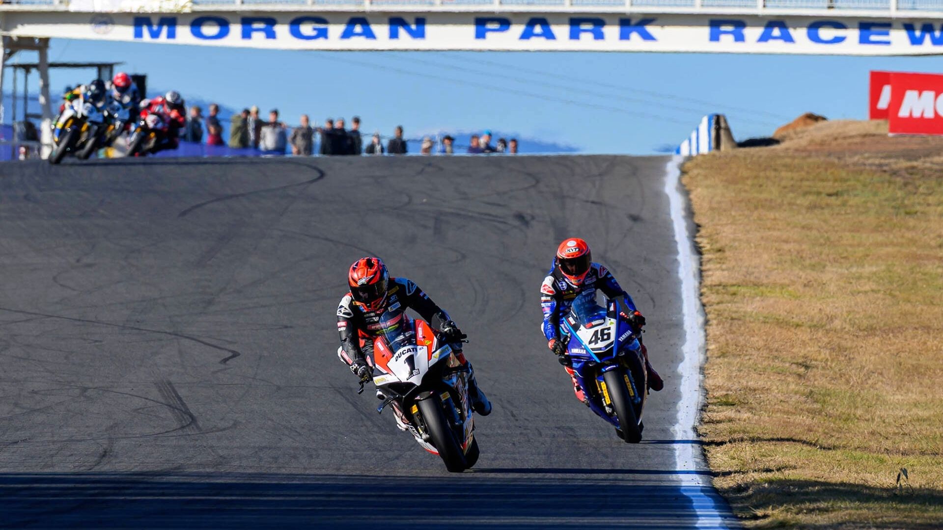 Josh Waters y Mike Jones se han repartido las victorias del ASBK en Morgan Park