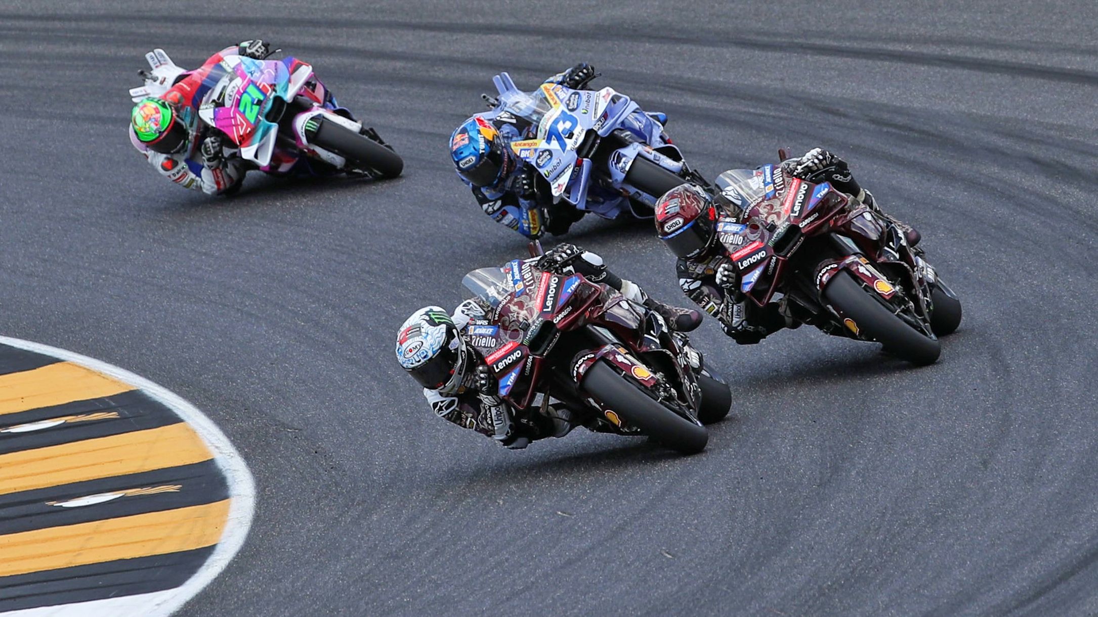 Pecco Bagnaia lidera ante Marc Márquez, Álex Márquez y Franco Morbidelli, MotoGP Italia 2025