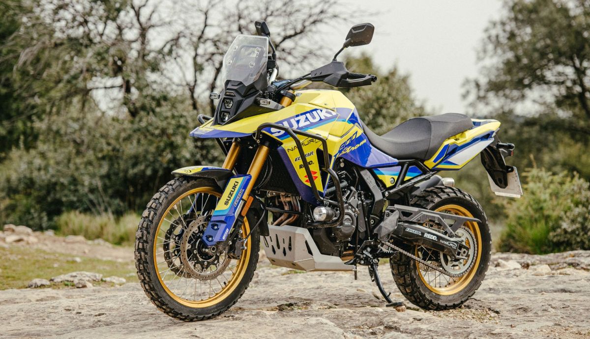 Suzuki V Strom 800 DE Namura Bikes (5) Suzuki V Strom 800 DE Namura Bikes (5)