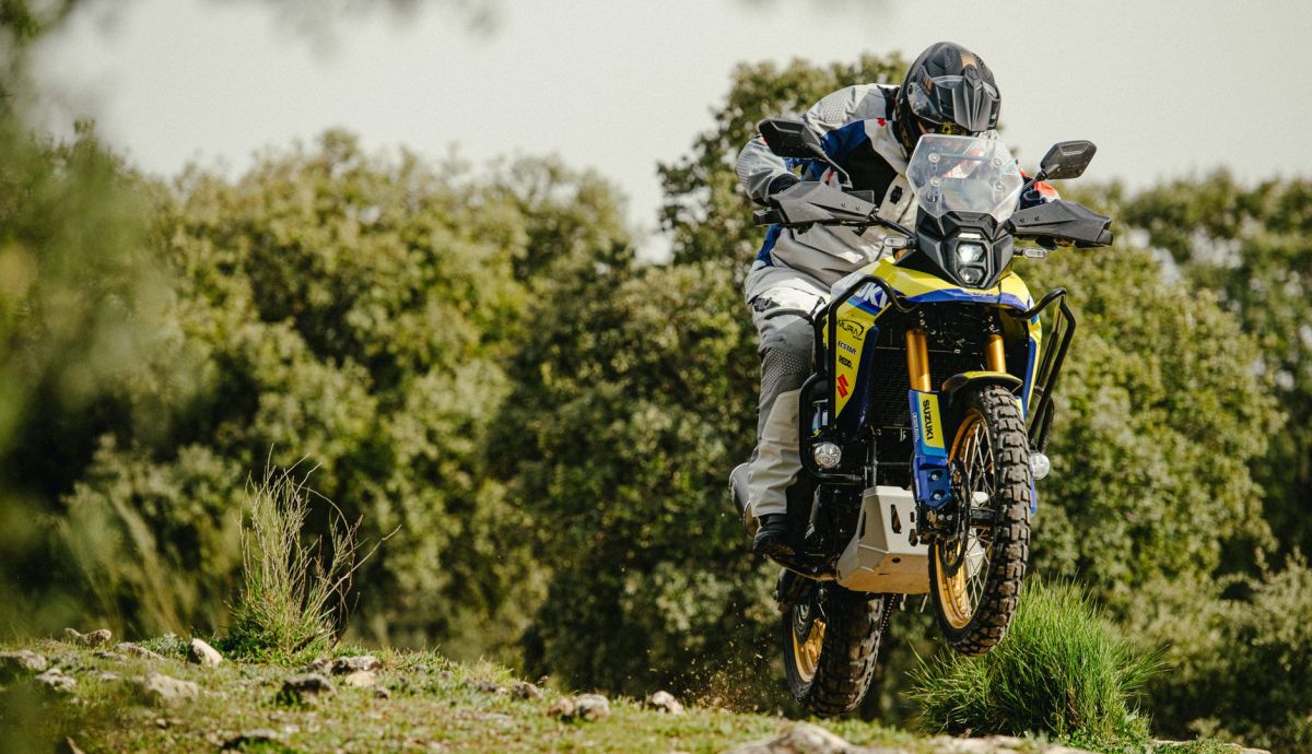 Suzuki V Strom 800 DE Namura Bikes (7) Suzuki V Strom 800 DE Namura Bikes (7)