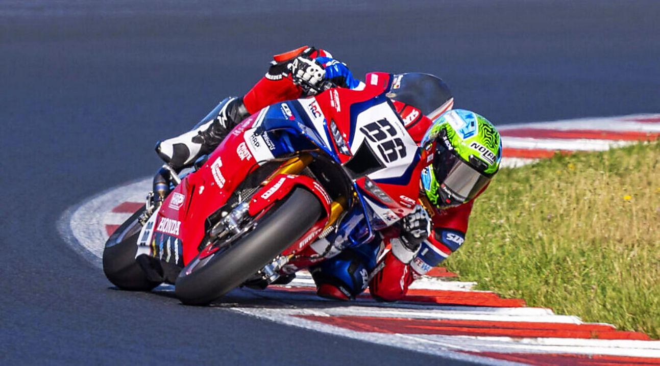 Florian Alt acecha el liderato de Hannes Soomer en el IDM Superbike tras la cita de Most