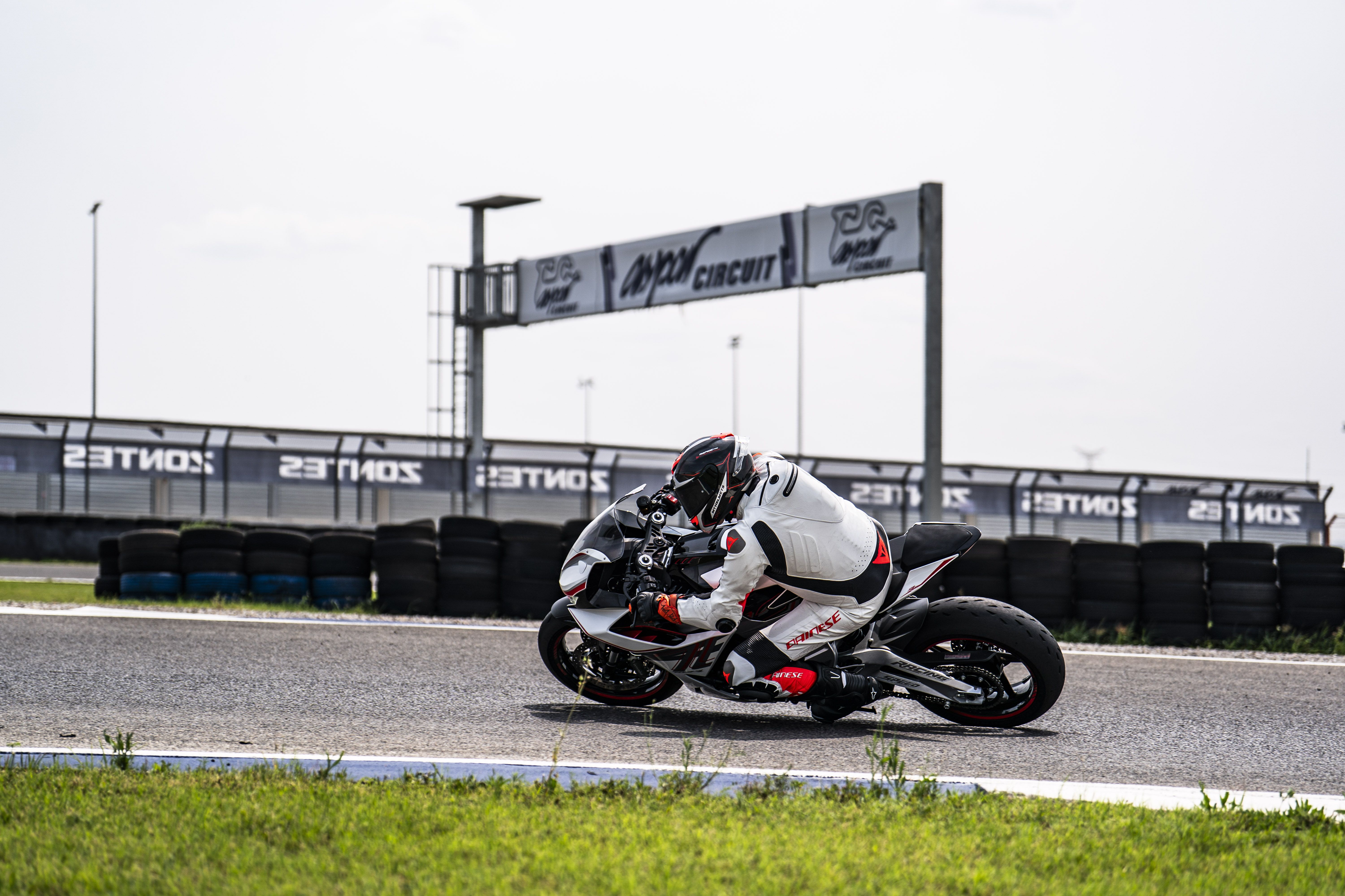 Fotos Zontes 703RR 