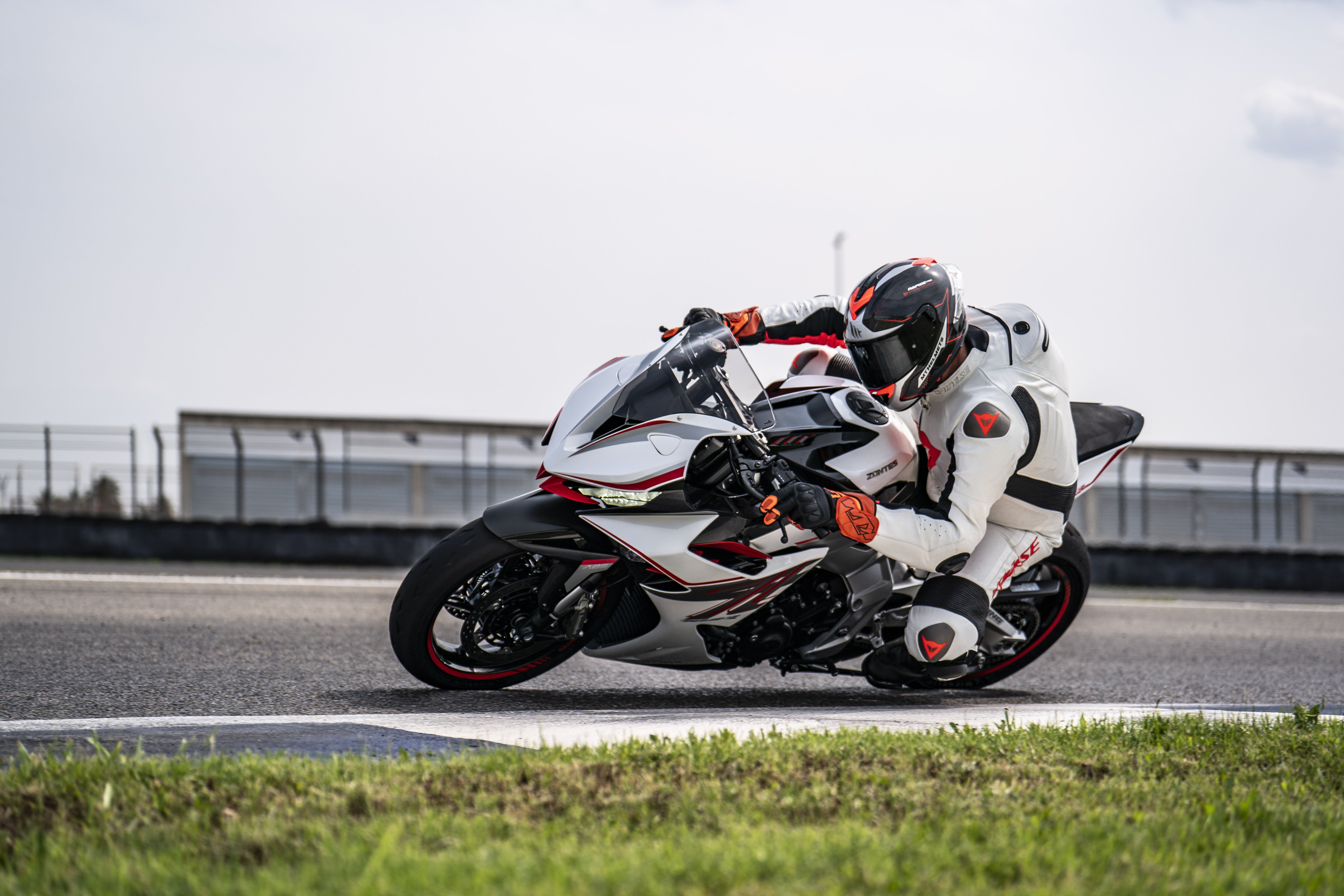 Fotos Zontes 703RR 