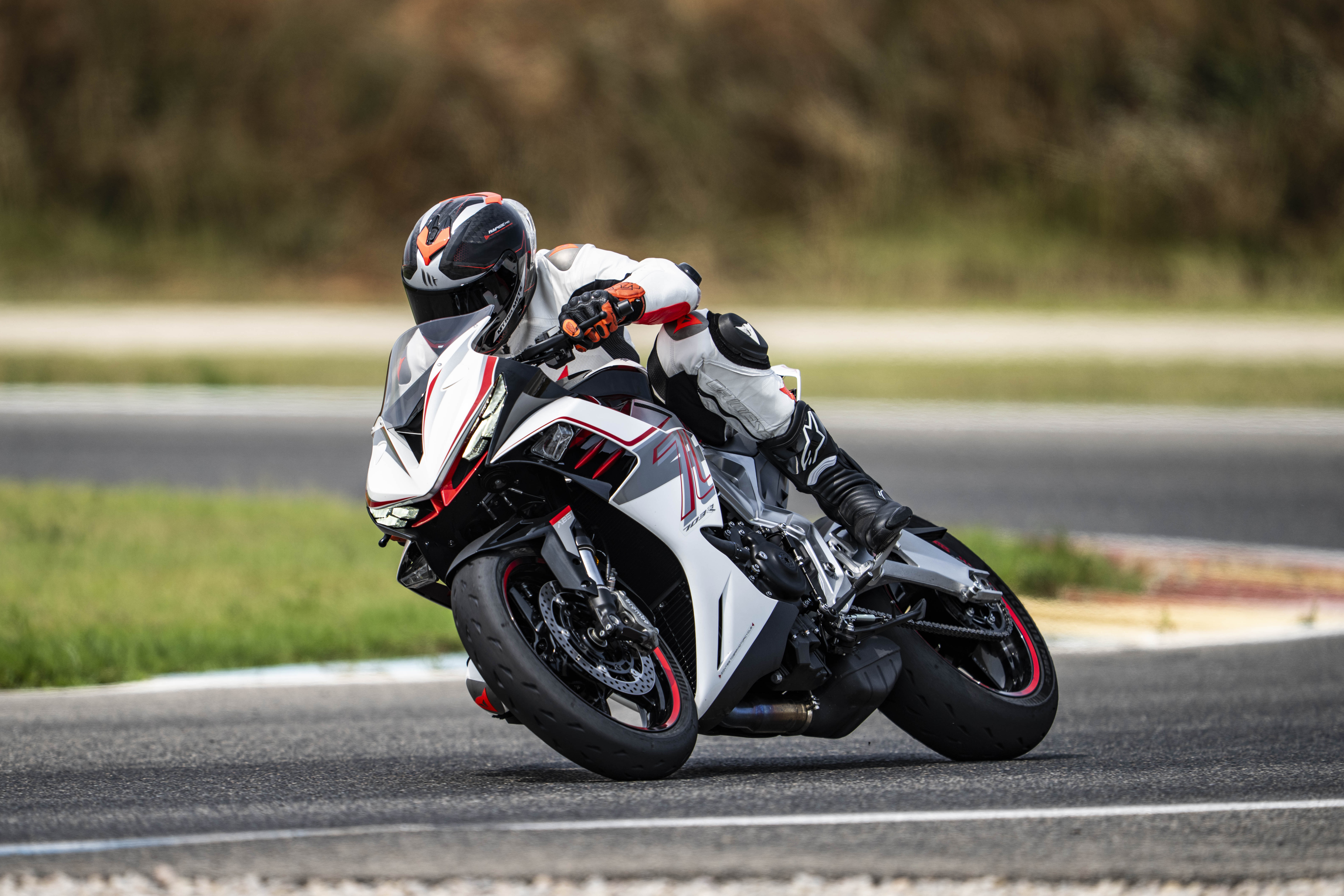 Fotos Zontes 703RR 