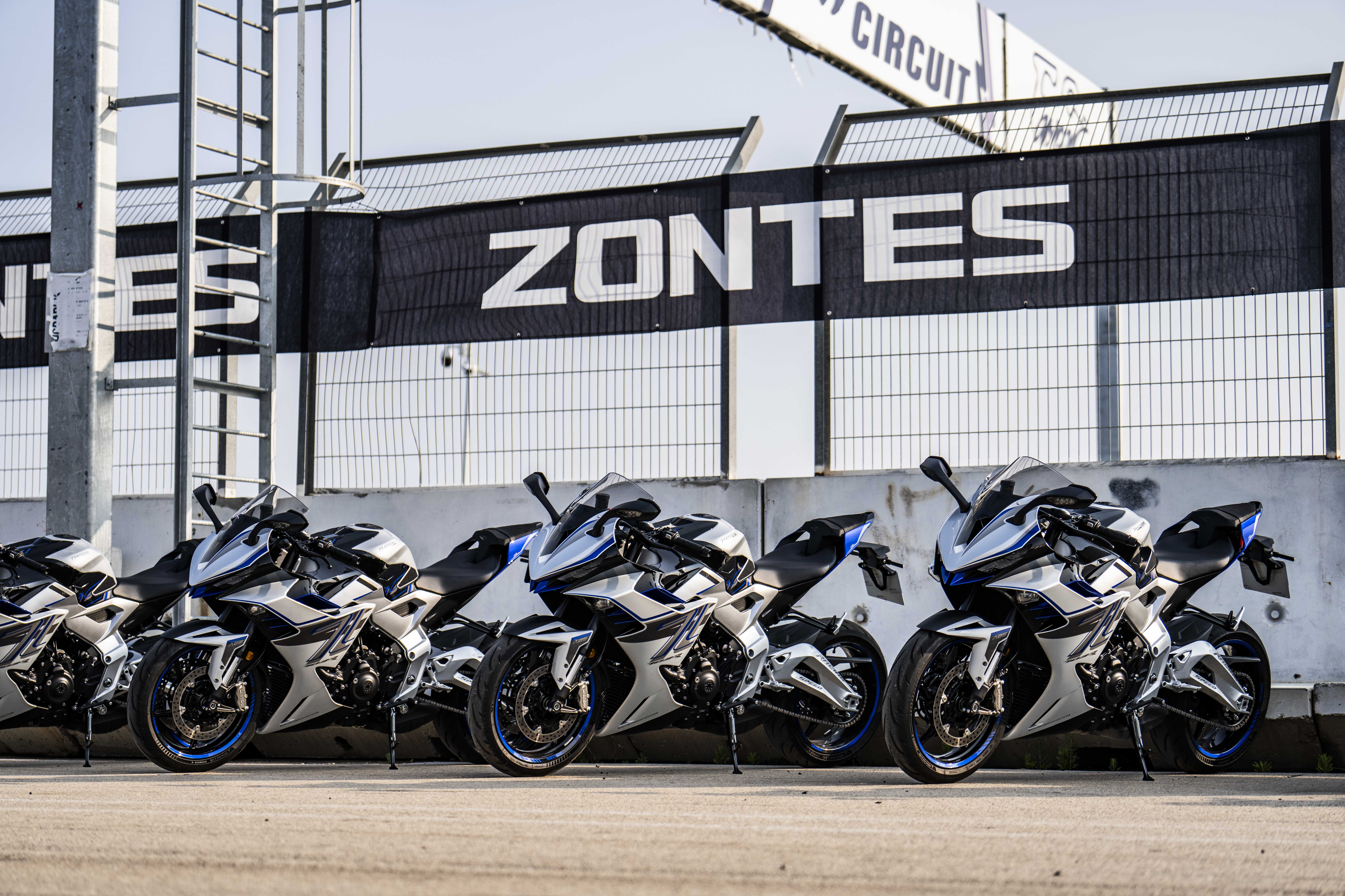 Fotos Zontes 703RR 