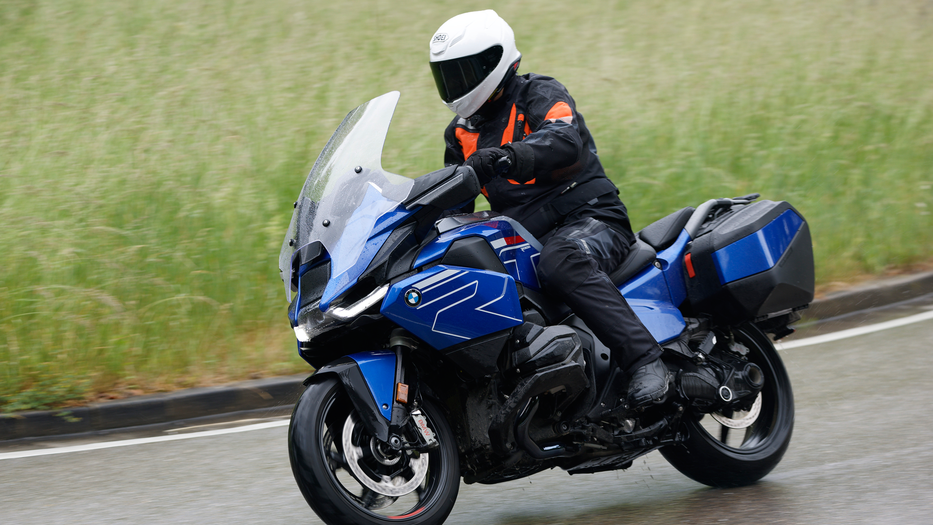 BMW  R 1300 RT2025 Accion (33)