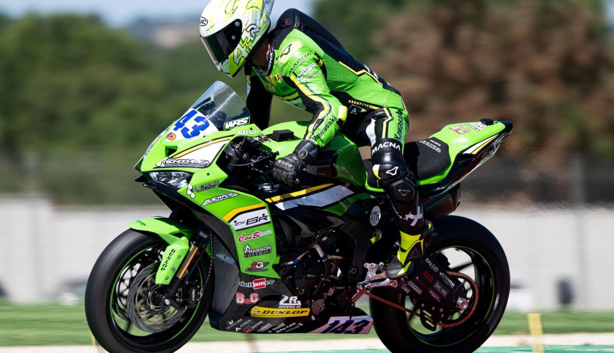 Xavi Artigas es el nuevo líder del CIV Supersport tras su triplete en Vallelunga Xavi Artigas es el nuevo líder del CIV Supersport tras su triplete en Vallelunga