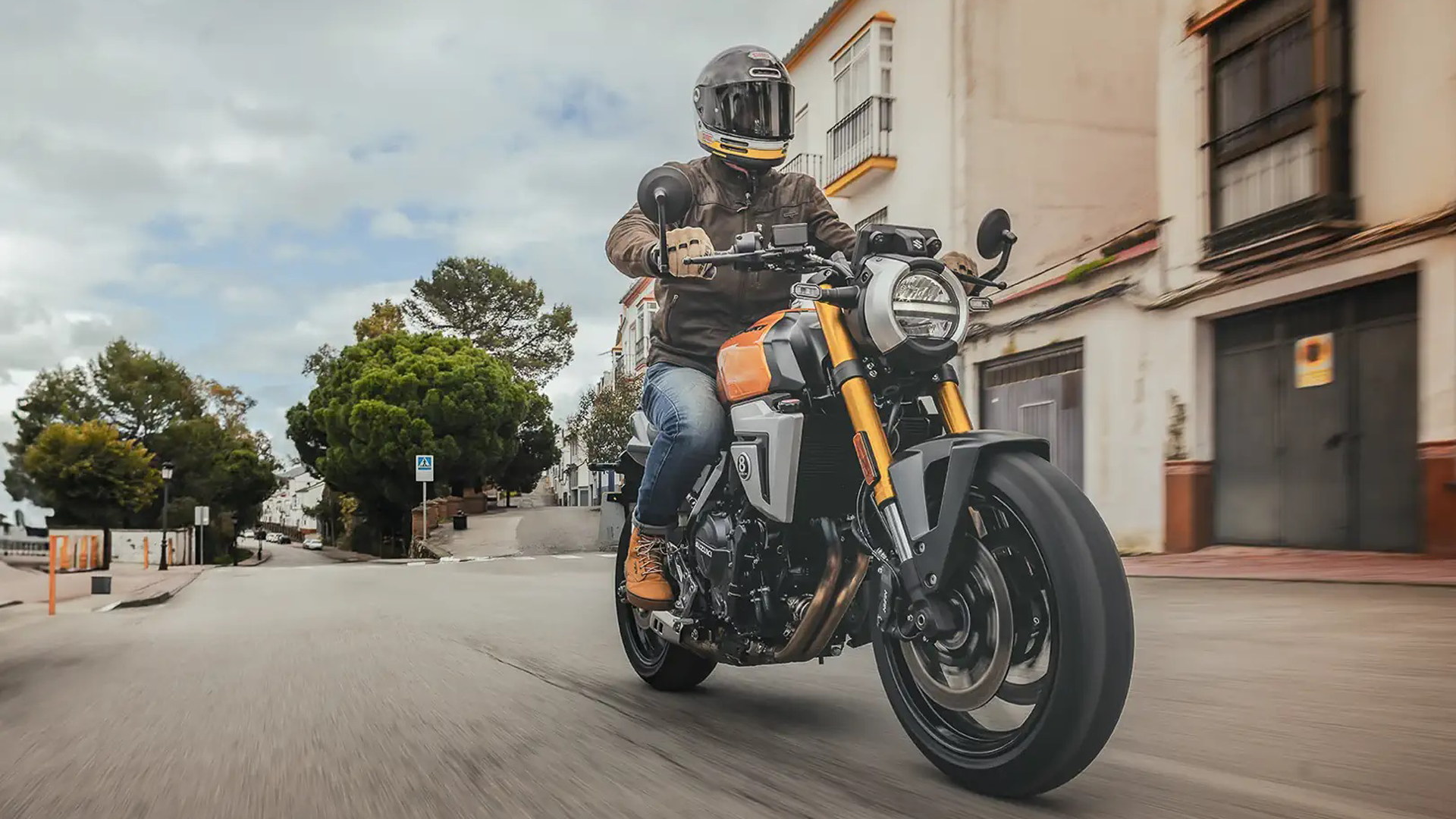 Suzuki GSX 8T 2025 Accion (1)