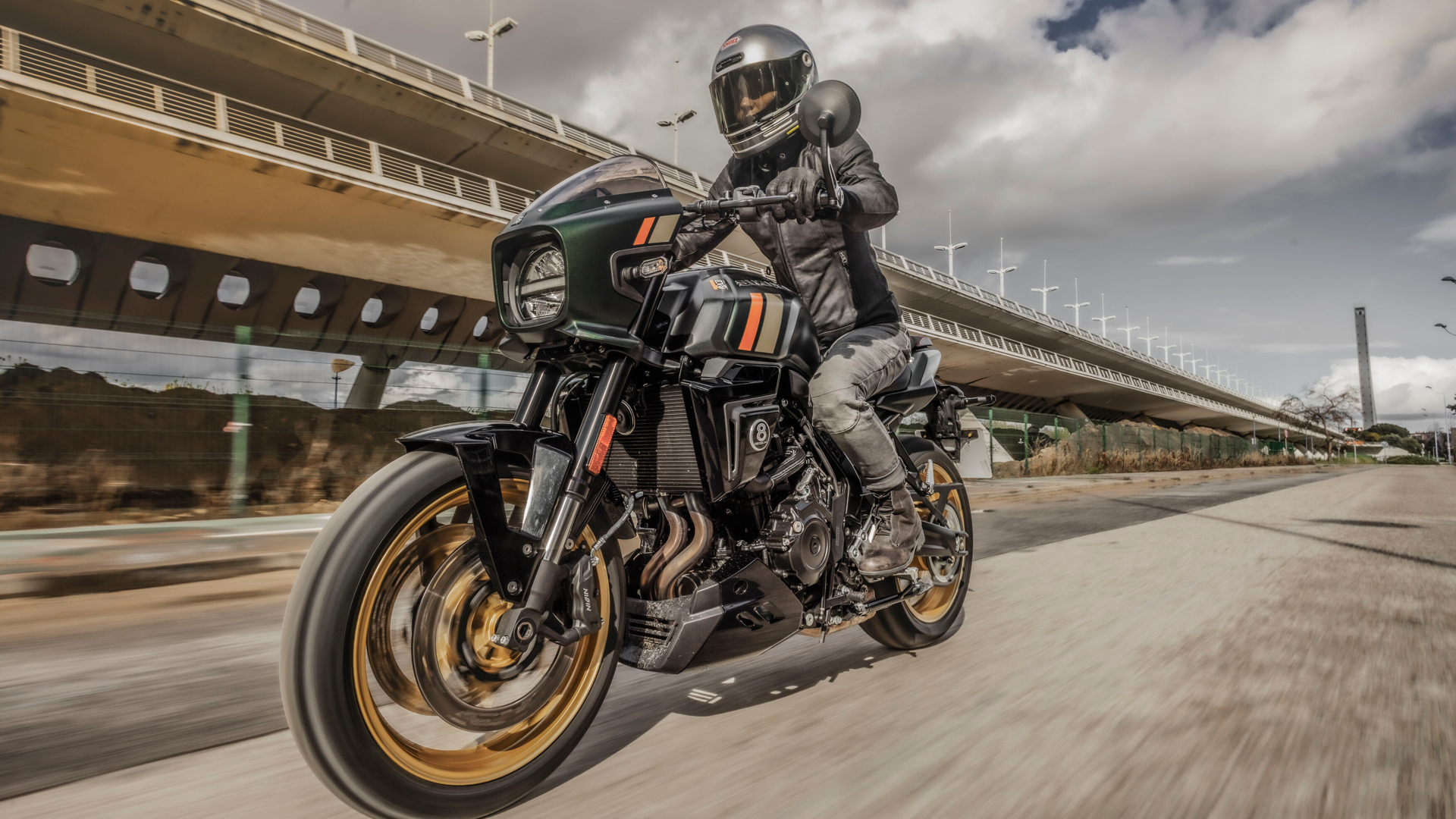 Suzuki GSX 8TT 2025 Accion (3)