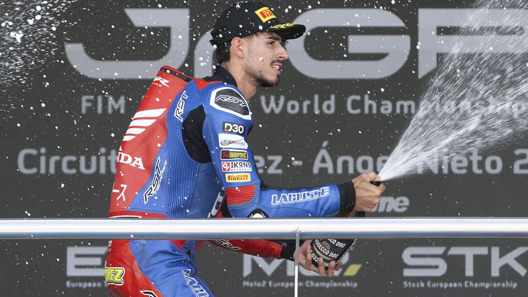 Borja Gómez celebra su histórica victoria en la carrera de Jerez del Europeo de Stock 2025