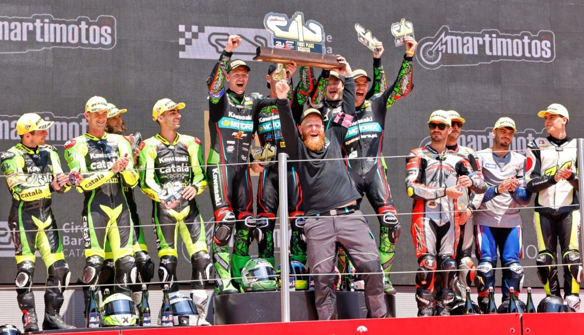 El podio de las 24H Moto Barcelona Catalunya Martimotos 2025 con Bolliger, Català y FRMoto El podio de las 24H Moto Barcelona Catalunya Martimotos 2025 con Bolliger, Català y FRMoto