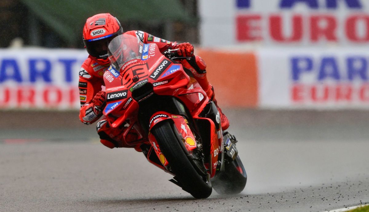 Marc Márquez ha logrado la pole sobre el agua de Sachsenring