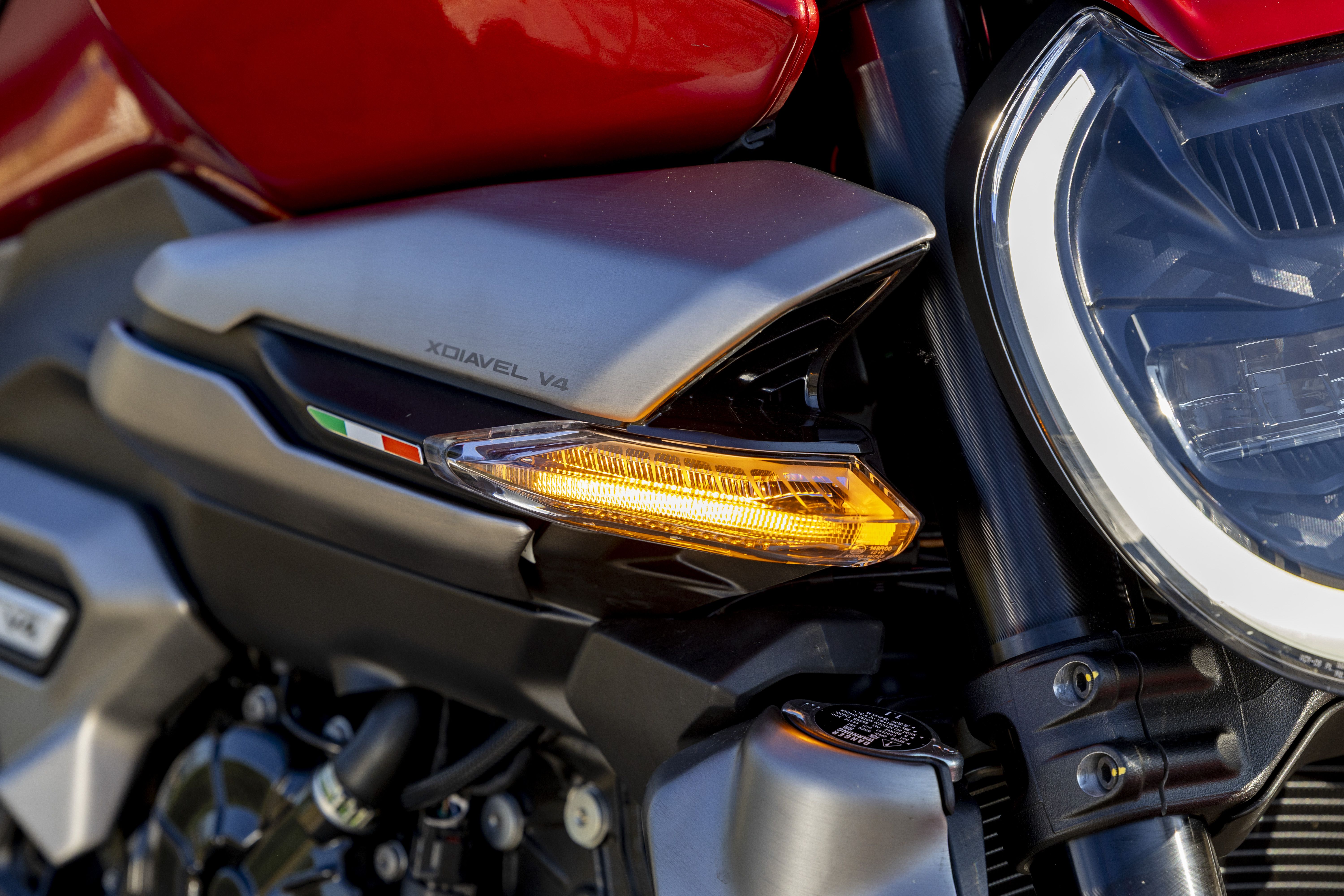 Ducati XDiavel V4 detalles (4)