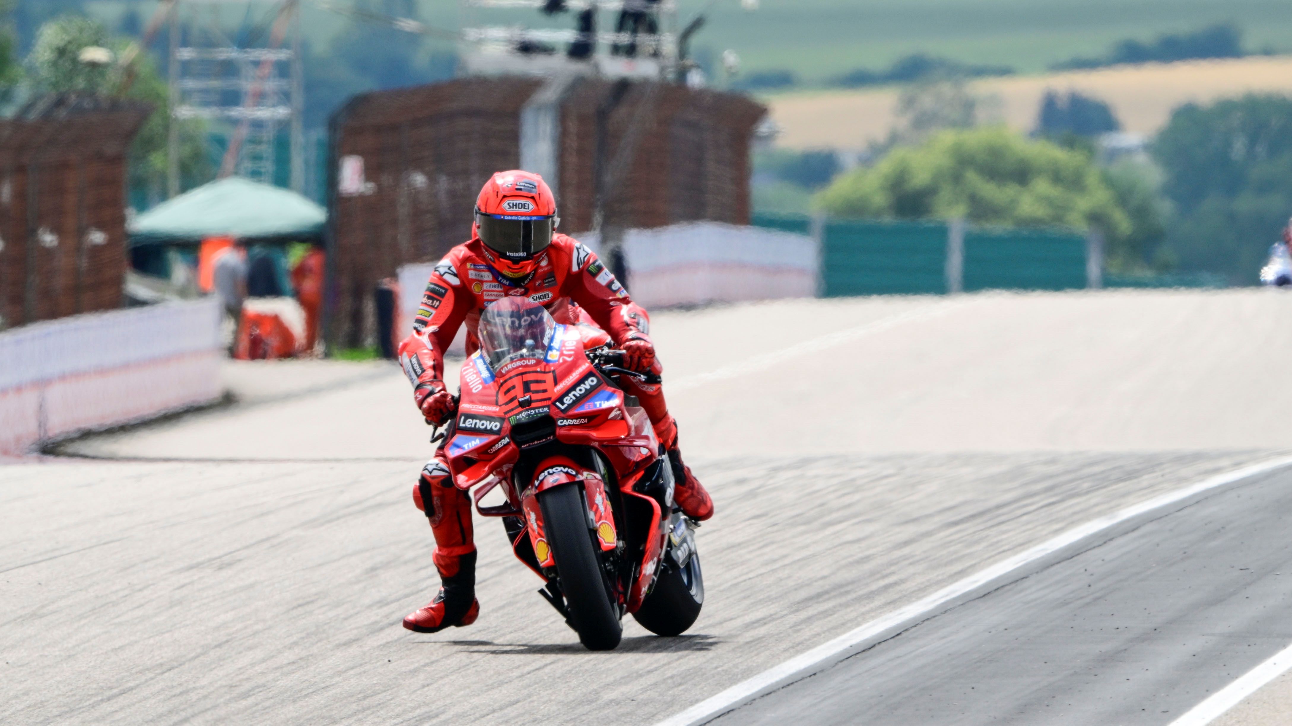 Marc Márquez es más líder de la clasificación de MotoGP 2025 tras el pleno en Sachsenring