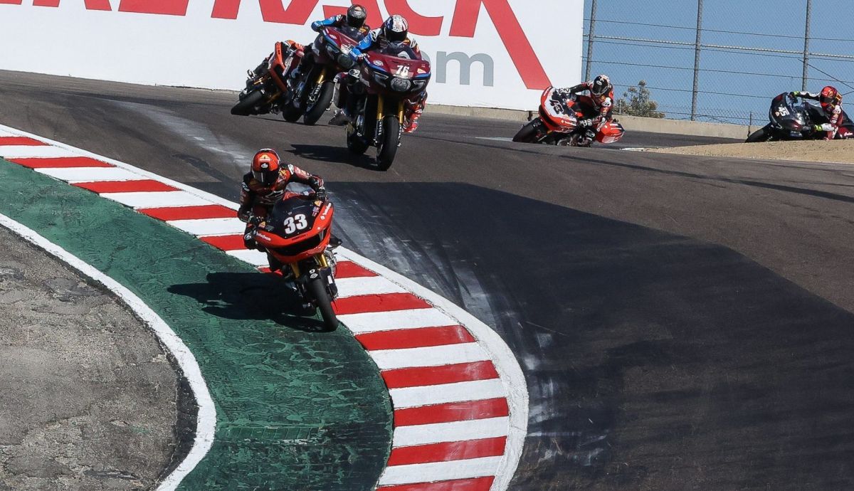 Kyle Wyman se llevó las dos victorias del Kinf of the Baggers en Laguna Seca Kyle Wyman se llevó las dos victorias del Kinf of the Baggers en Laguna Seca